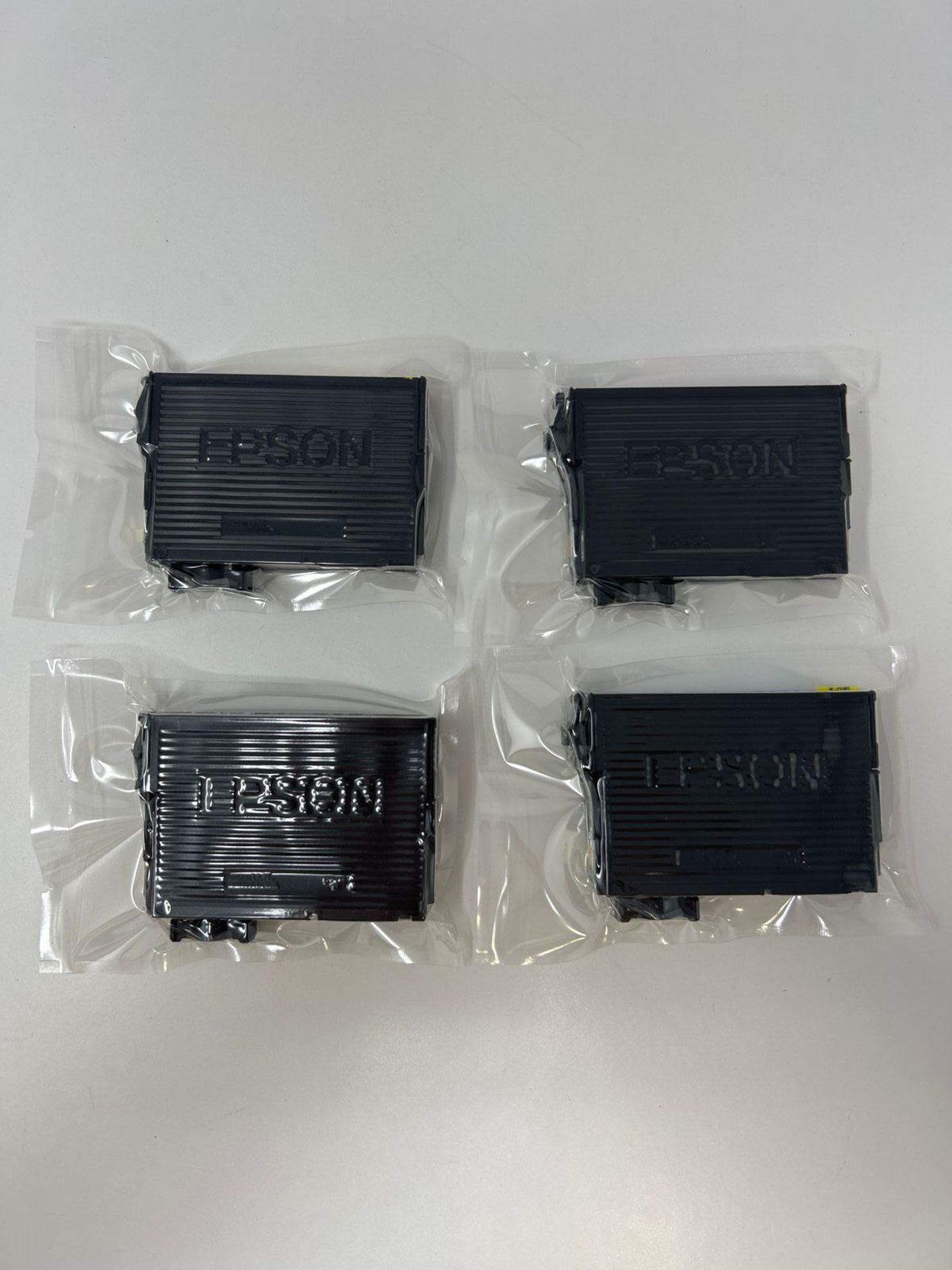NEW - Epson 29 Strawberry Genuine Multipack, 4-colours Ink Cartridges, Claria Home Ink - Image 3 of 4