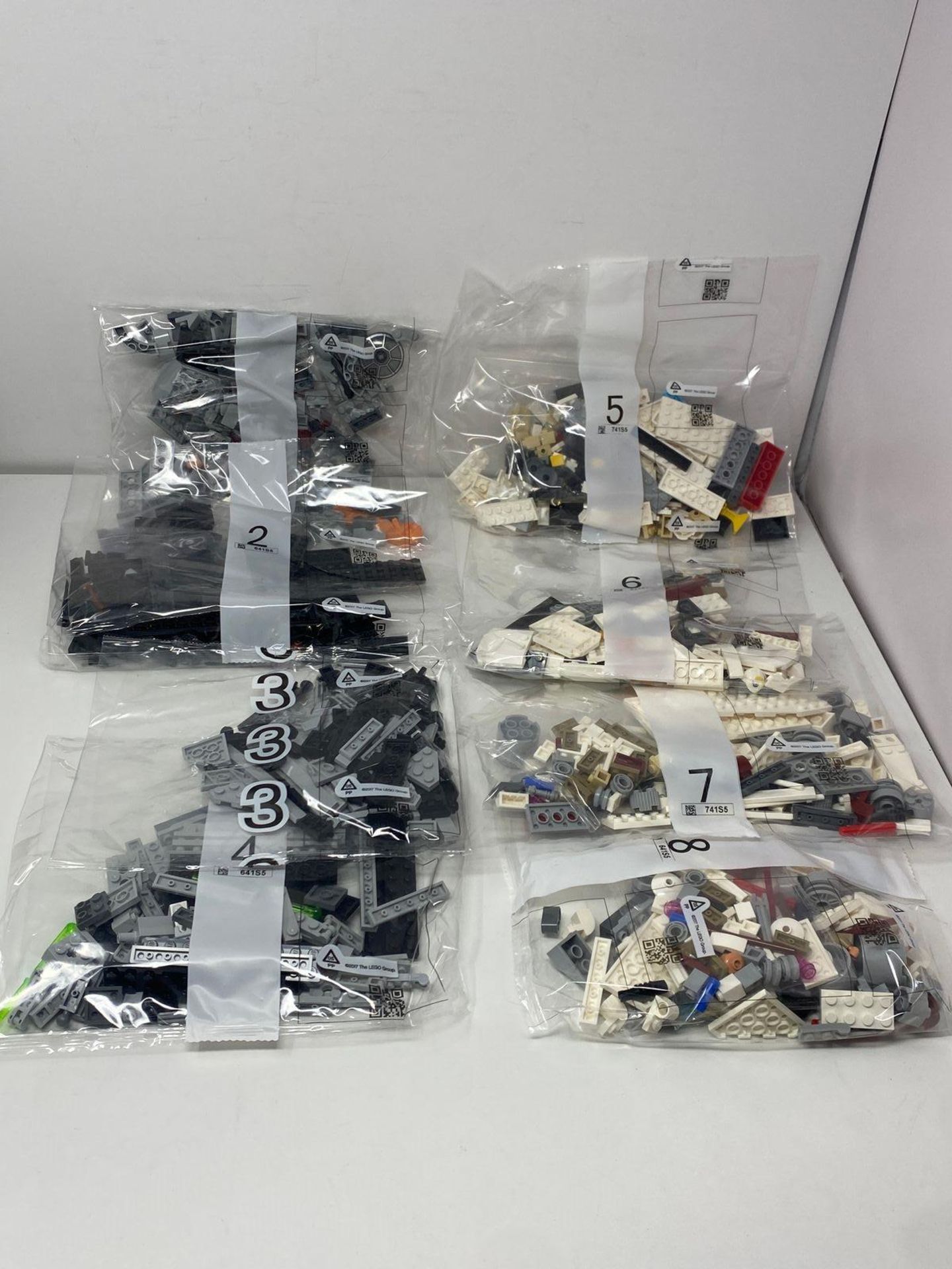 NEW - RRP £94.99 - LEGO Star Wars 75393 TIE Fighter & X-Wing Mash-up - Building Toy with 2 Starship - Image 3 of 5