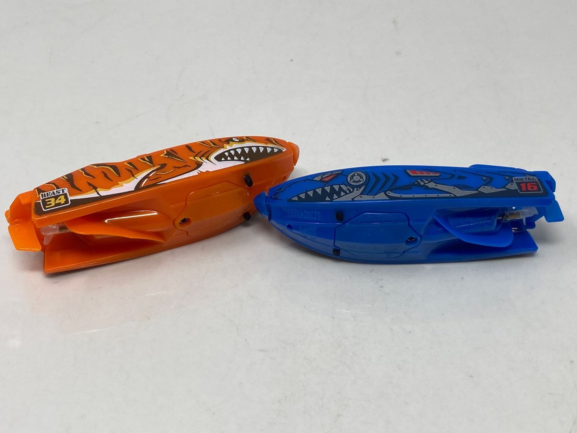 ZURU Robo Alive Robo Boats, Tiger Shark & Robo Shark Boat, 2 Pack, by ZURU Water Activated Boat Toy - Image 4 of 4