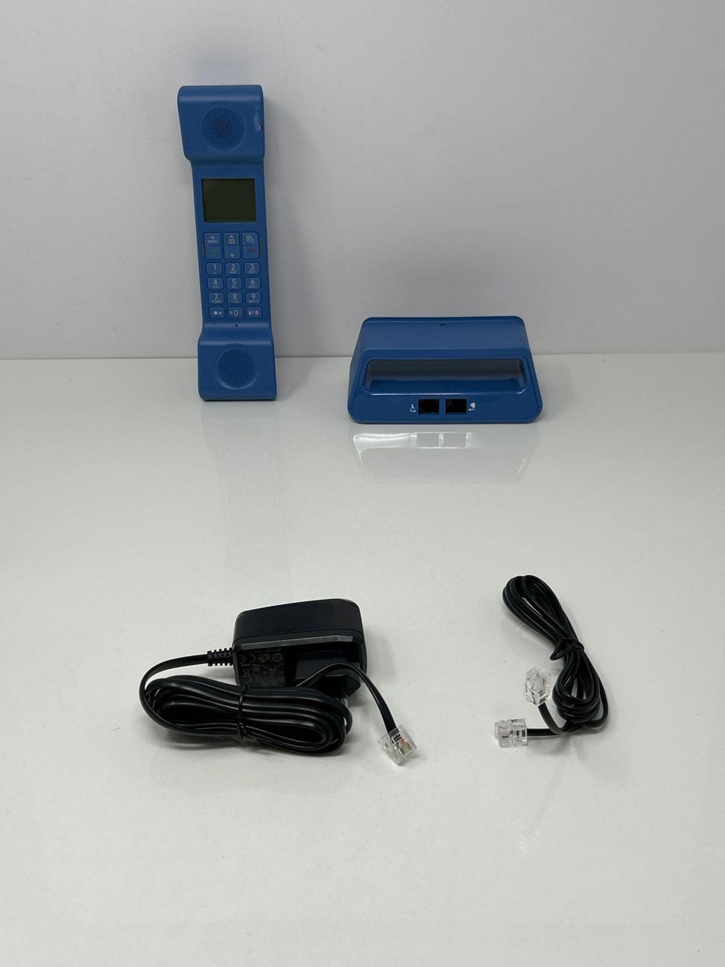 ALCATEL ePure Iconic - Cordless DECT landline phone - Vintage design - Large, high-resolution graph - Image 4 of 5