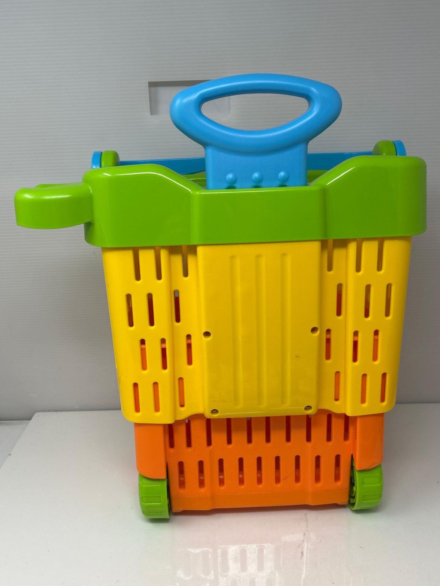 LeapFrog Count-Along Basket & Scanner, Roleplay Toy for Children, Interactive Learning Toy for Pret - Image 5 of 5