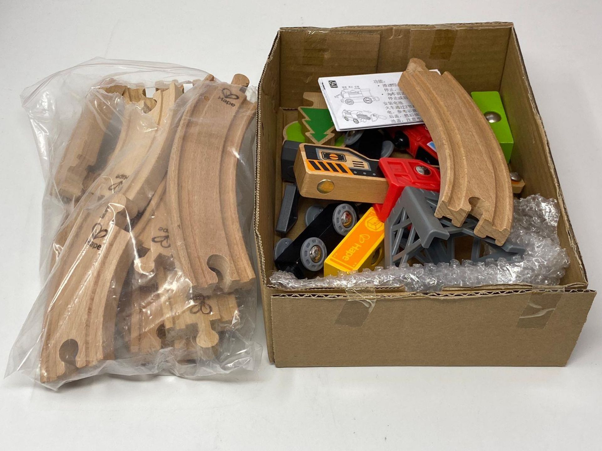 Hape Cargo Delivery Loop, Railway, One Size - Image 3 of 5