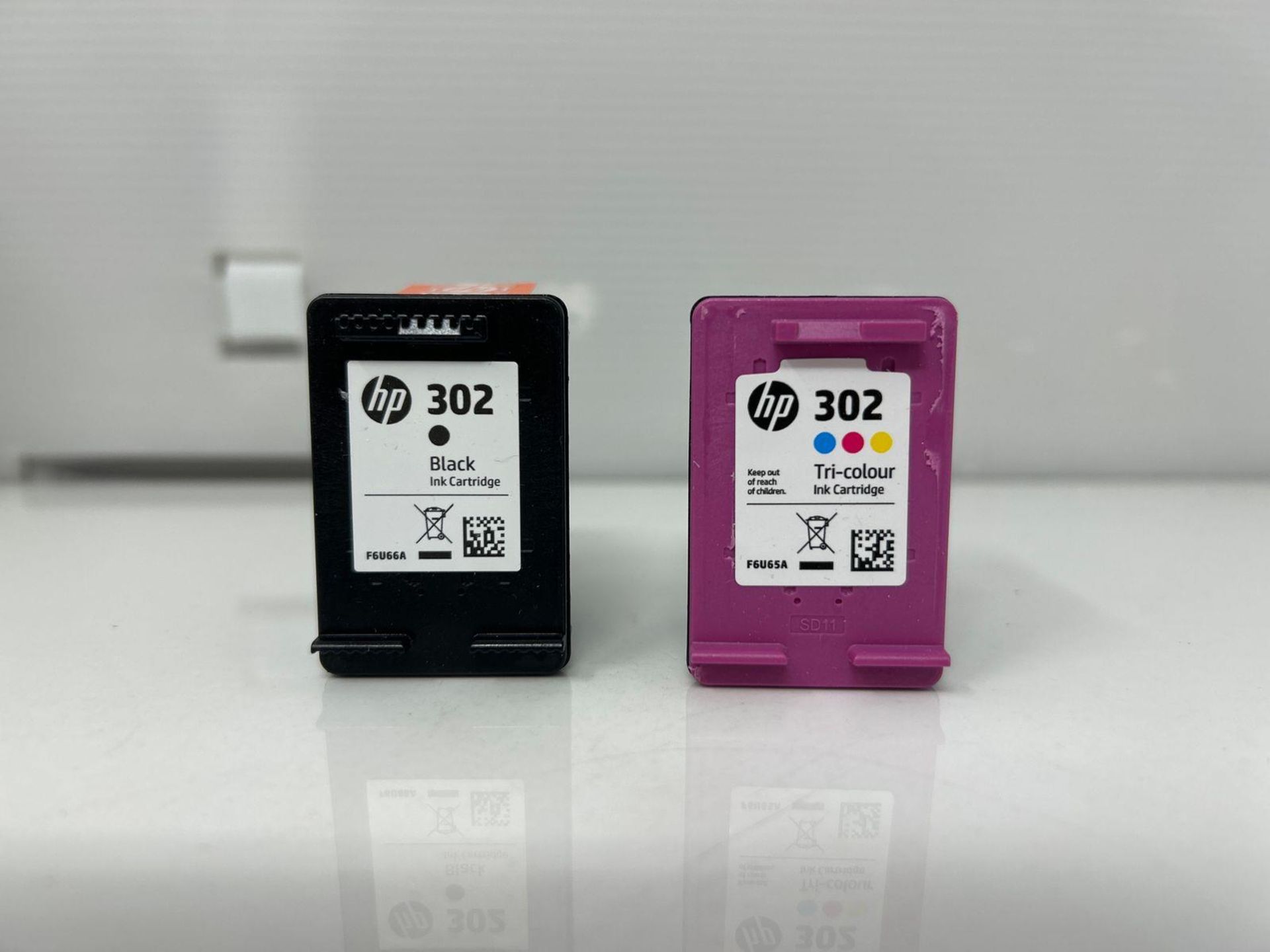 HP X4D37AE 302 Original Ink Cartridges, Black and Tri-color, 2 Count (Pack of 1) - Image 2 of 4