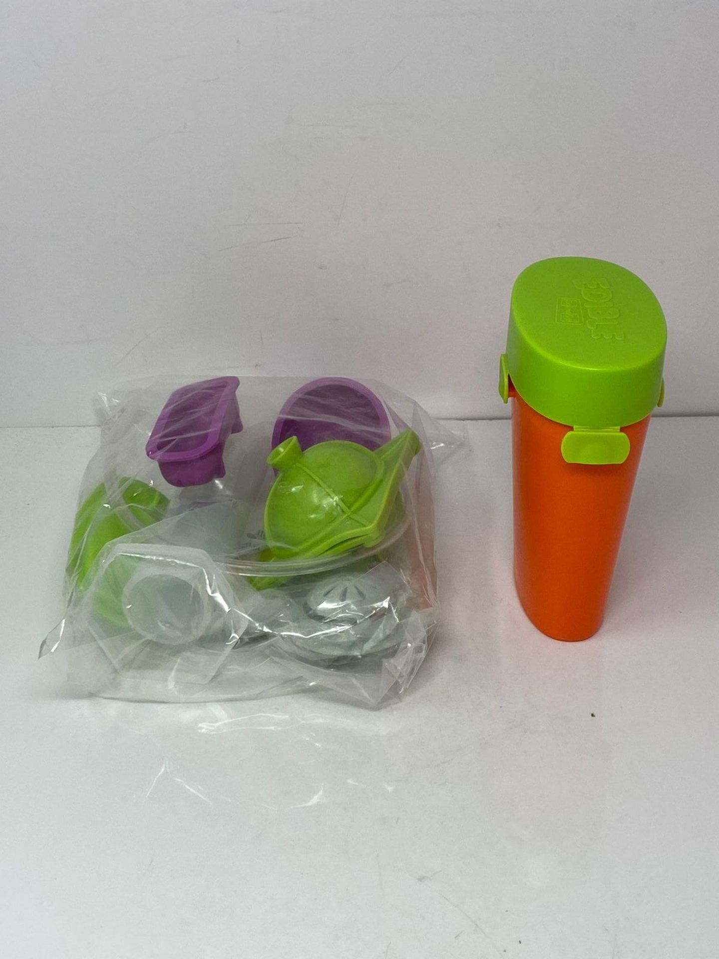 John Adams Edible Science Kit: 15 Fun Food Experiments | STEM Toy | Age 8+ | Create, Eat & Enjoy Fo - Image 3 of 5