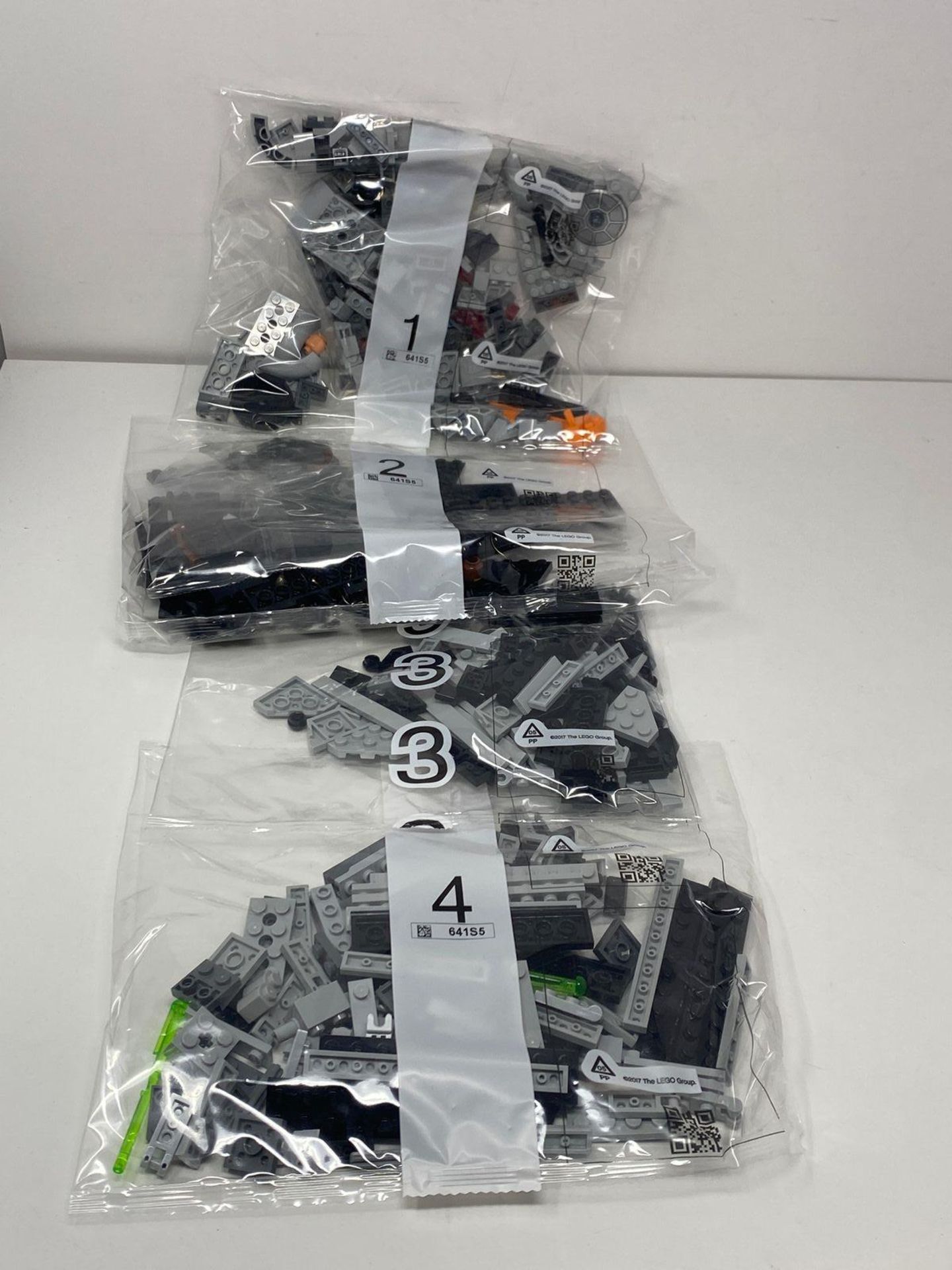 NEW - RRP £94.99 - LEGO Star Wars 75393 TIE Fighter & X-Wing Mash-up - Building Toy with 2 Starship - Image 4 of 5