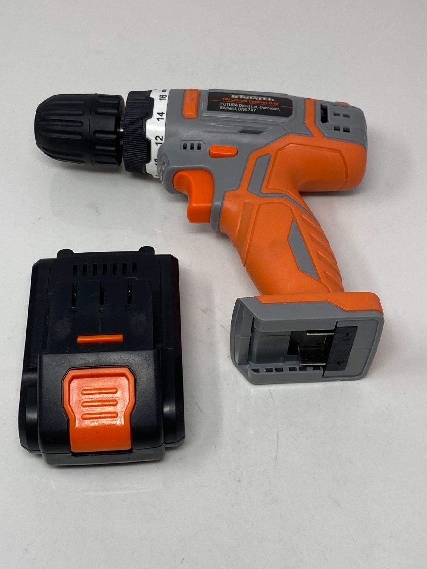 Terratek Cordless Drill Driver 18V Lithium-Ion, 13Pc Electric Screwdriver Set, LED Work Light, Elec - Image 3 of 5