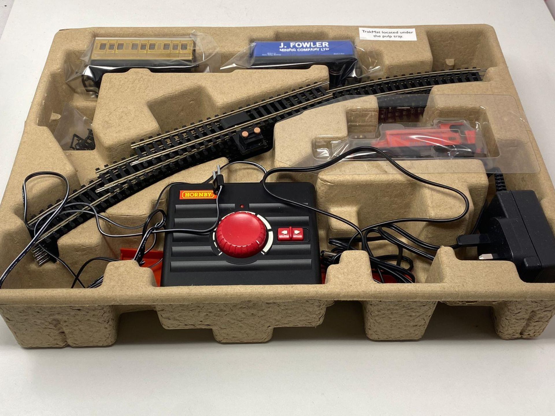 RRP £88.40 - Hornby - R1270M Valley Drifter Train Set - Analogue OO Gauge Model Railway, Includes: - Image 5 of 5