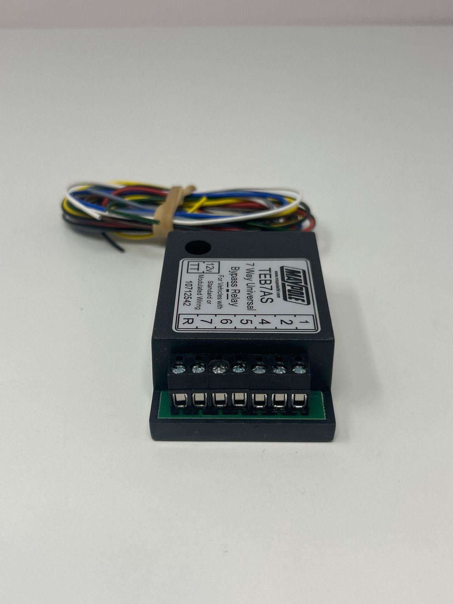 Maypole 12V 7 Way Bypass Relay with Audible Buzzer Trailer and Caravan Towing Electrics - Image 2 of 3