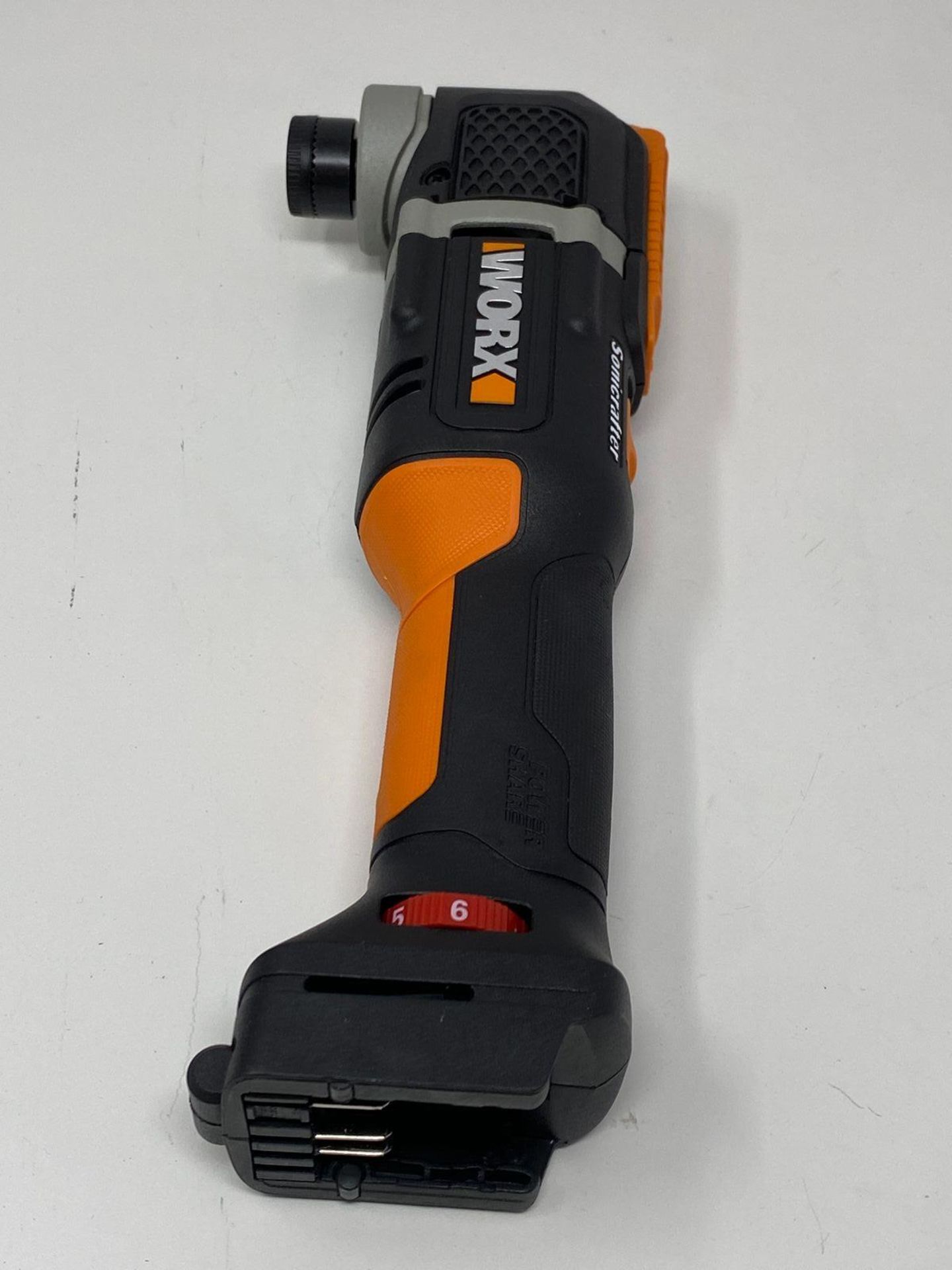 RRP £59.99 - WORX WX696.9 Sonicrafter Cordless Oscillating Multi-Tool, Power Share, Variable Speed - Image 3 of 5