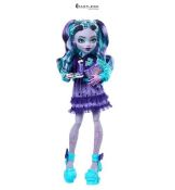 NEW - Monster High Fearbook Twyla Doll and Accessories Set with Game Club Theme including Varsity J
