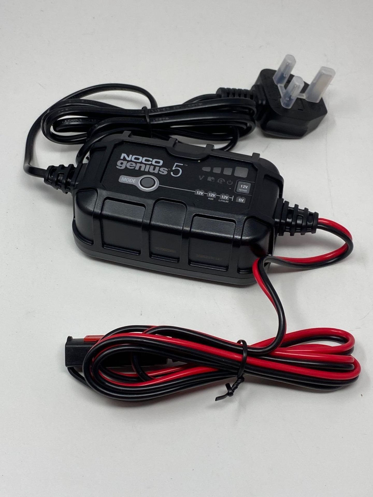 RRP £77.60 - NOCO GENIUS5: 5A 6V/12V Smart Battery Charger – Automatic Maintainer, Trickle Charger - Image 4 of 4
