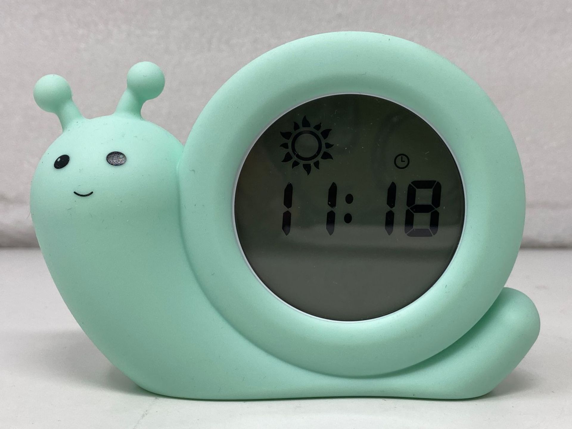 Alecto BC110GN Simon - Alarm Clock - Educational Alarm Clock for Children - Night Light - Learn to - Image 4 of 4