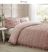 Catherine Lansfield Seersucker Frill King Duvet Cover Set with Pillowcases Pink
