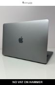 MacBook Air 13" (Mid 2019) - Core i5 1.6 GHz - 8 GB Memory - 128 GB - Intel UHD Graphics 617 Space