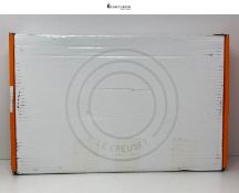 RRP £191.20 - Le Creuset Signature Enamelled Cast Iron Rectangular Roasting Dish, 33 cm, 4.9 litres