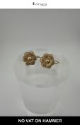 Pair of 9ct Gold Flower Form Screw-Back Earrings, 1.64g
