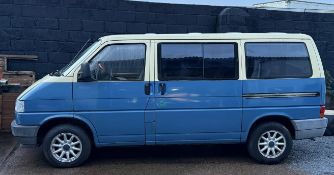 1992 Volkswagen Caravelle Being sold without reserve Blue over white Registration number K580 WFC