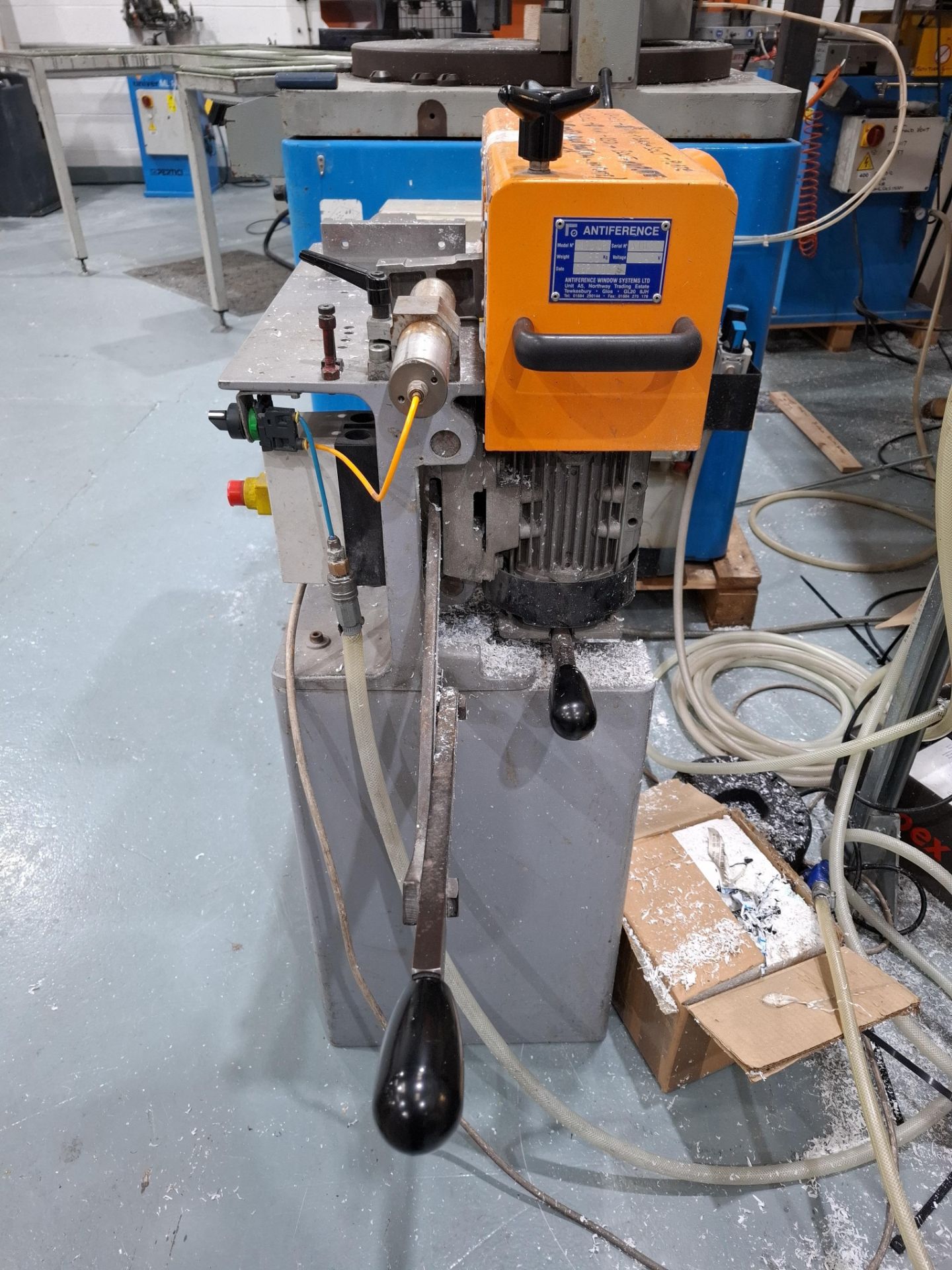 ANTIFERENCE BENCH MOUNTED MILLING MACHINE - Image 3 of 5