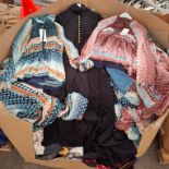 400 X MIXED CLOTHING LOT TO INCLUDE ACTUEL TOP IN BLUE AND WHITE IN SIZE 10 ,