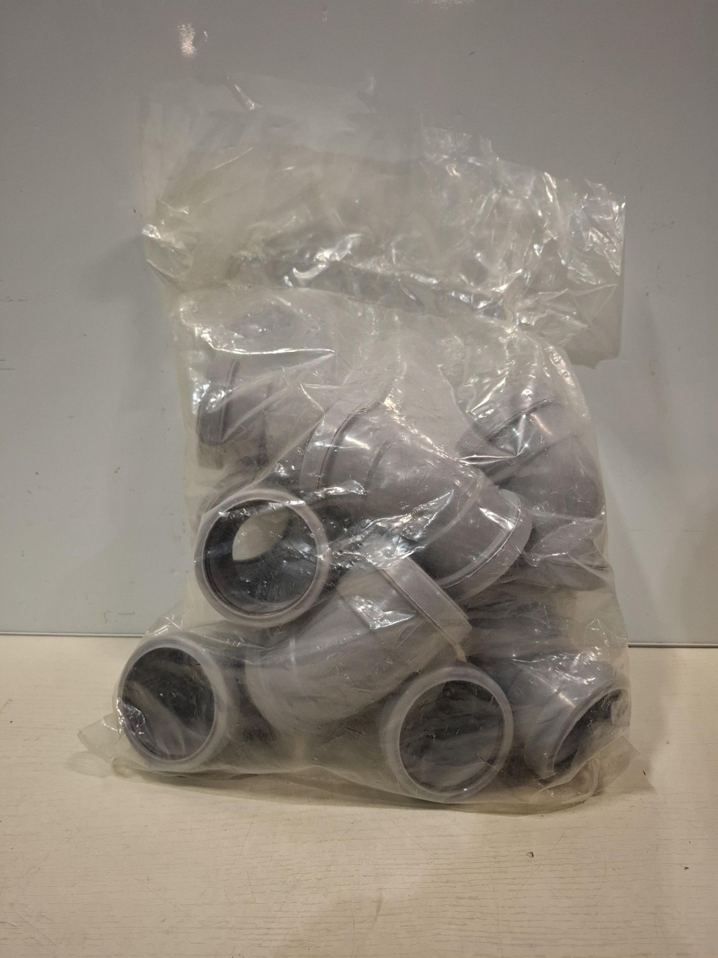 170 X BRAND NEW MIXED LOT CONTAINING POLYPIPE 50MM PUSH-FIT WASTE OBTUSE BEND - MODEL WP54G - , POLY