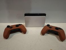 3 X PIECE MIXED LOT TO INCLUDE 1X NINTENDO SWITCH 2X NINTENDO CONTROLLERS (UNTESTED)