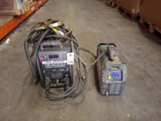 2X PIECE MIXED LOT TO INCLUDE 1X CD-800 CAPACITOR DISCHARGE WELDER WITH ATTACHMENTS - 1X CROS-ARC 20
