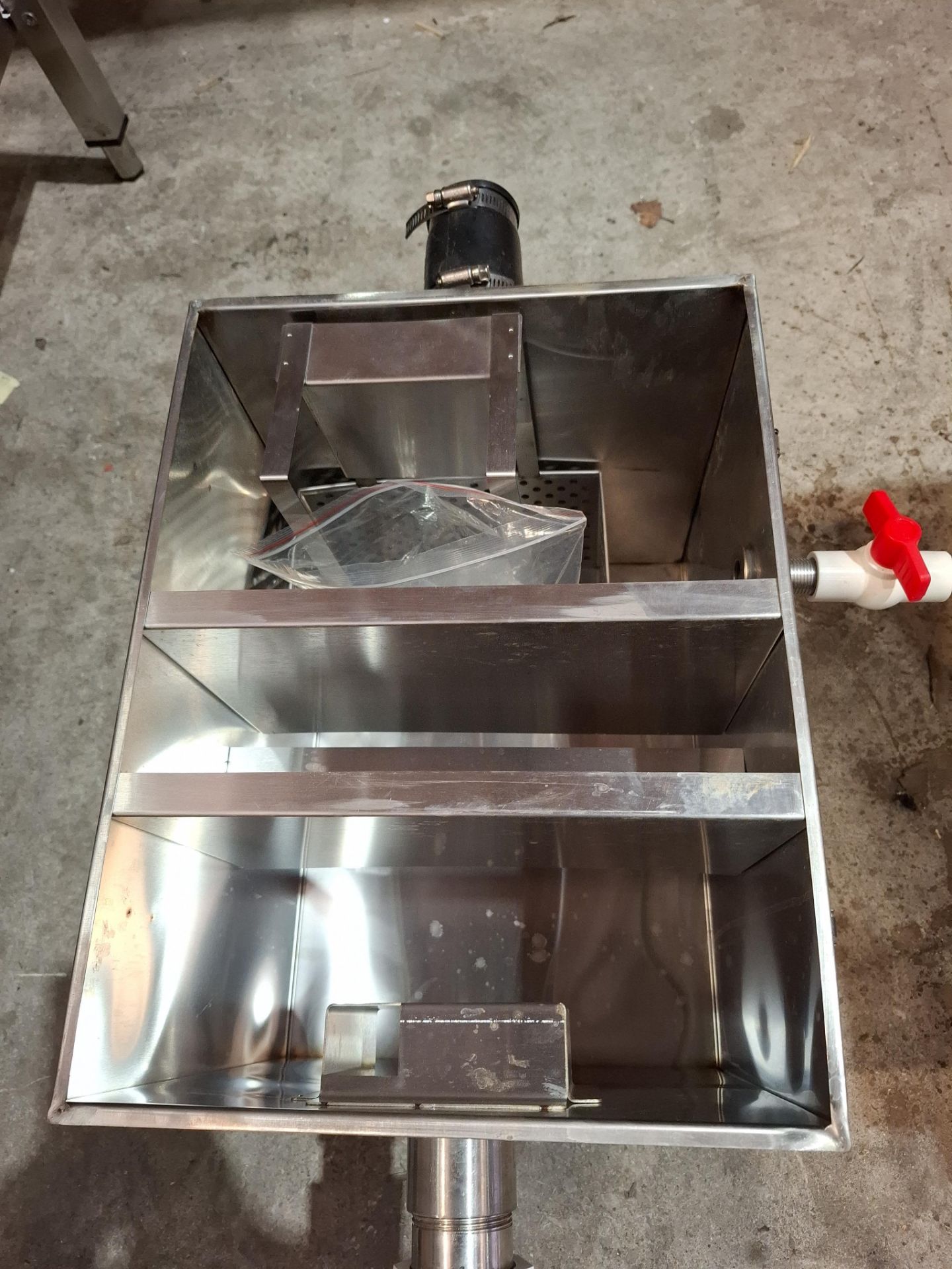 1 X HOST 1502GW UNDER - COUNTER GLASSWASHER ALSO INCLUDED ADEXA STAINLESS STEEL GREASE TRAP - Image 6 of 6