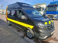 BLACK RENAULT TRUCKS TRAFIC 30 MWB PANEL VAN - WITH V5
