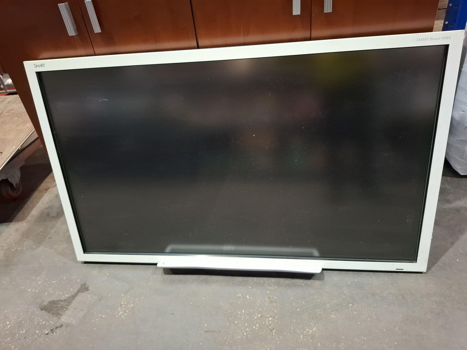 1 X SMART BOARD 4064 INTERACTIVE DISPLAY PANEL - MODEL SPNL-4065 - NOTE NO POWER LEADS SOLD AS IS