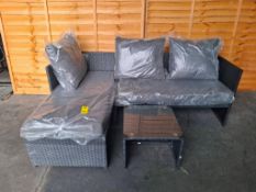1 X PRE-BUILT KAUAI CORNER RATTAN CHAISE SET TO INCLUDE 1 X LOVE SEAT , 1 X CHAISE , 1 X GLASS TABLE