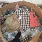 LARGE AMOUNT OF MIXED CLOTHING LOT TO INCLUDE JACK & JONES BUTTONED LONG SLEEVED SHIRT IN BLACK AND