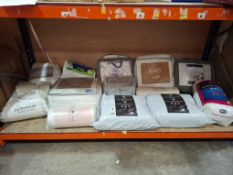 13 X BRAND NEW MIXED BEDDING LOT TO INCLUDE SNUG CITY GOOSE FEATHER & DOWN DUVET IN SIZE SUPER KING