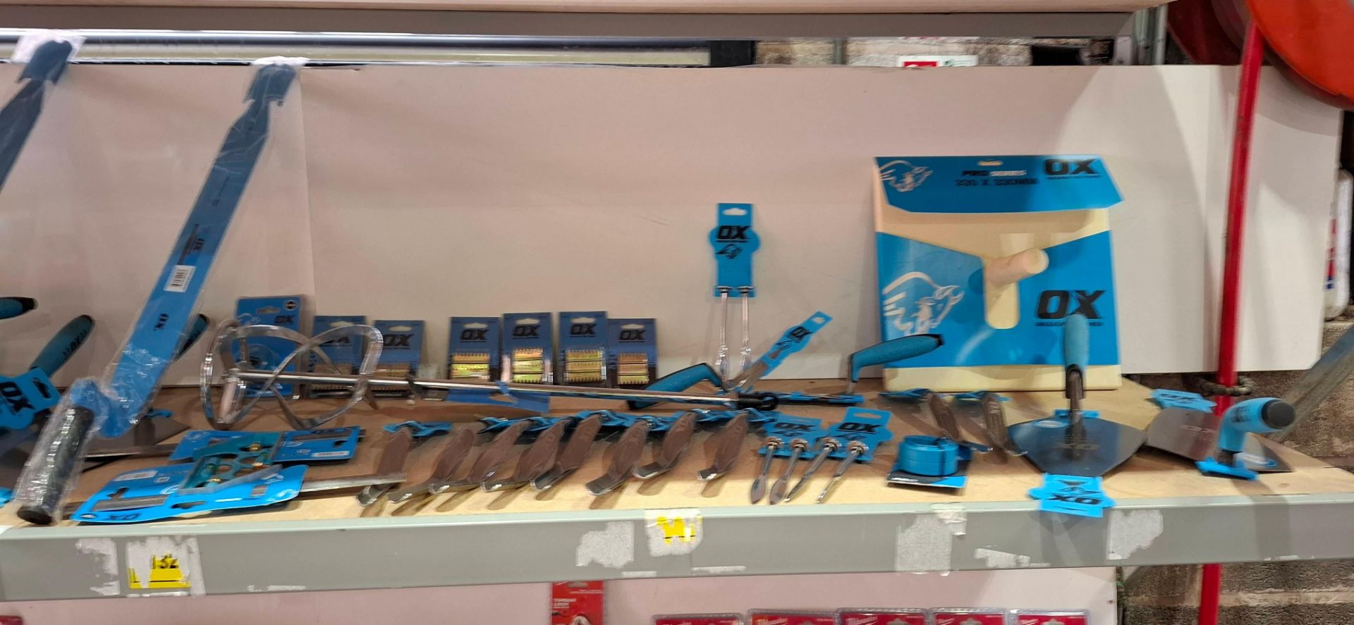 47 X BRAND NEW OX TOOL LOT CONTAINING, INTERNAL CORNER TROWEL 102 X 127MM, EXTERNAL CORNER TROWEL 12 - Image 3 of 3