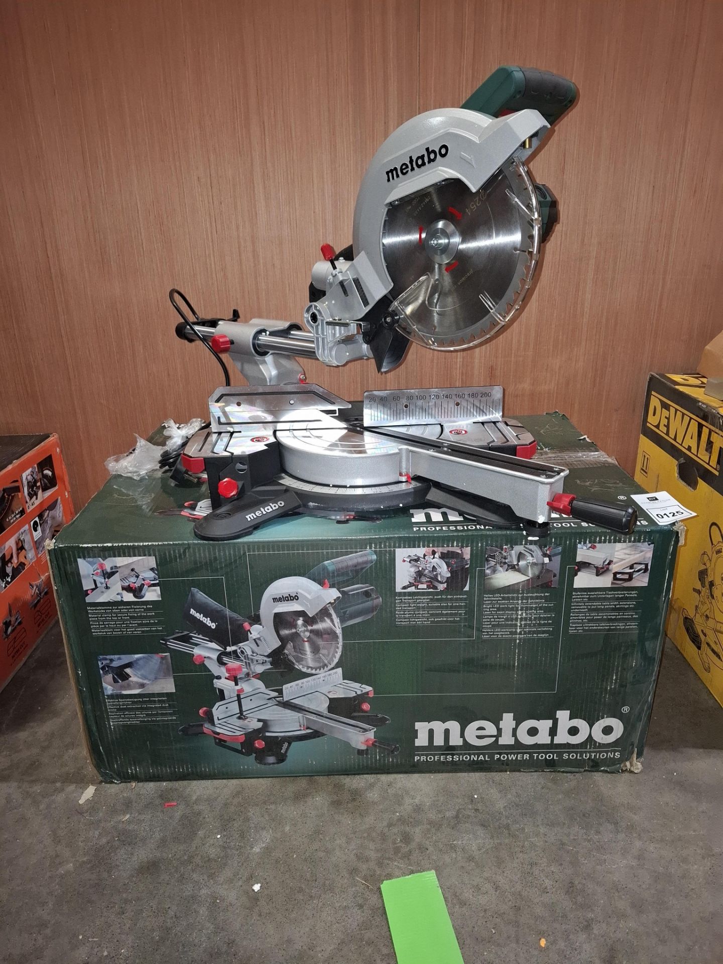 1 X BRAND NEW WITH BOX METABO KGS 254 M PROFESSIONAL - GRADE 254MM (10-INCH ) SLIDING COMPOUND MITER
