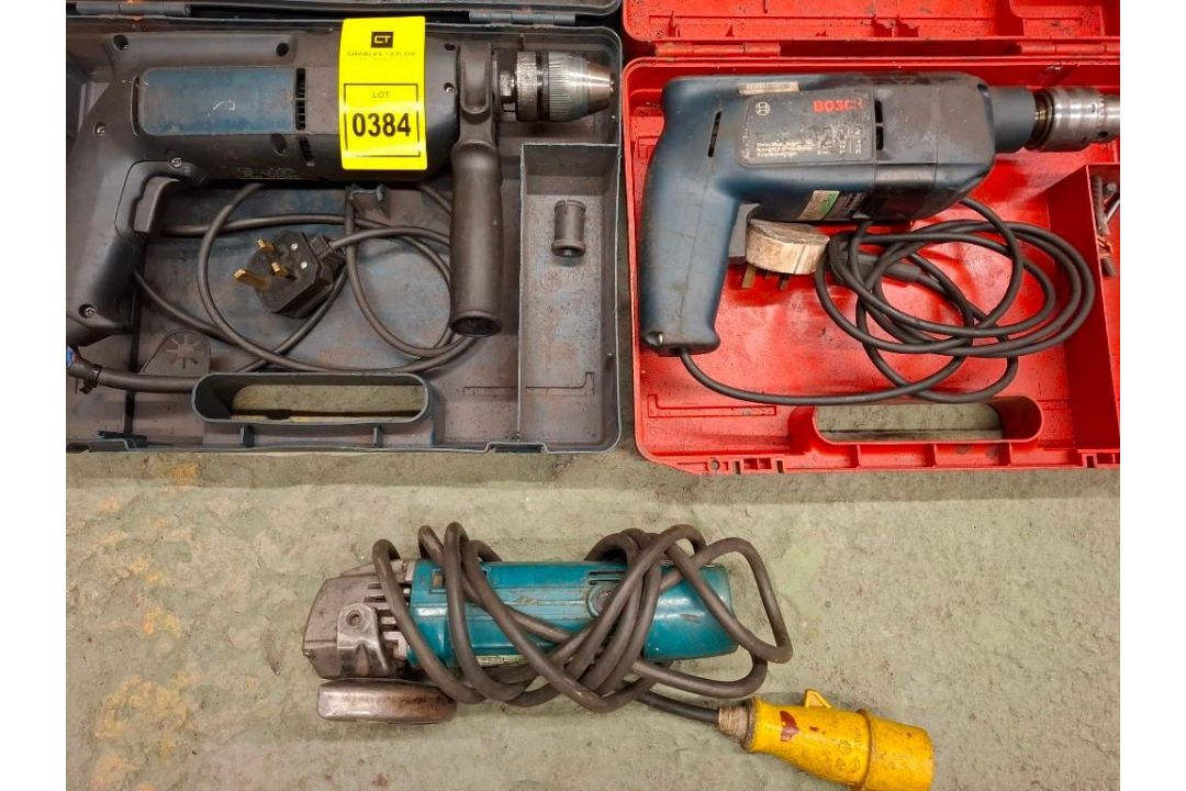 A LOT OF 3 ITEMS TO INCLUDE 2: BOSCH 240V DRILLS EACH WITH CASE, MAKITA 110V 4 IN ANGLE GRINDER - Image 2 of 2