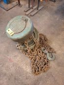 MORRIS 2 TON CHAIN HOIST