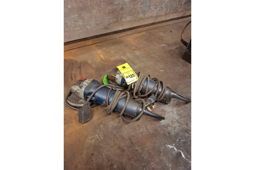 2 X 240V 4.5 IN ANGLE GRINDERS - Image 2 of 2
