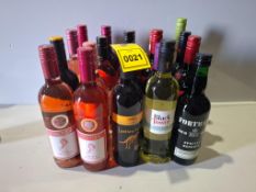 20 X BRAND NEW MIXED WINE LOT TO INCLUDE  ISLA NEGRA ROSE , TRIVENTO PINOT GRIGIO , BAREFOOT JAMMY R
