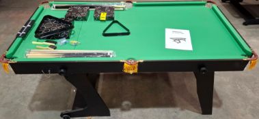 1 X BRAND NEW PRE - BUILT 6FT DONNAY SNOOKER TABLE WITH ALL SNOOKER TABLE ACCESSORIES - SNOOKER CUE'