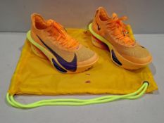 1 X BRAND NEW PAIR OF UNISEX NIKE AIR ZOOM ALPHAFLY 3 ROAD RACING SHOES IN LASER ORANGE IN SIZE UK 7