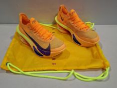 1 X BRAND NEW PAIR OF UNISEX NIKE AIR ZOOM ALPHAFLY 3 ROAD RACING SHOES IN LASER ORANGE IN SIZE UK 7