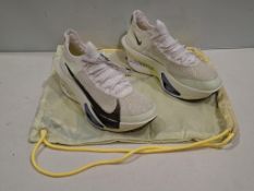 1 X BRAND NEW PAIR OF UNISEX NIKE AIR ZOOM ALPHAFLY 3 ROAD RACING SHOES IN SEQUOA / ULTRALIME