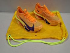 1 X BRAND NEW PAIR OF WOMENS NIKE AIR ZOOM ALPHAFLY 3 ROAD RACING SHOES IN LASER ORANGE IN SIZE UK 5