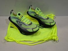 1 X BRAND NEW PAIR OF UNISEX NIKE AIR ZOOM ALPHAFLY 3 ROAD RACING SHOES IN GREEN / BLACK IN SIZE UK