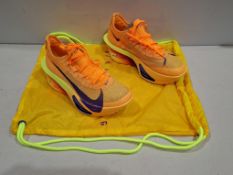 1 X BRAND NEW PAIR OF WOMENS NIKE AIR ZOOM ALPHAFLY 3 ROAD RACING SHOES IN LASER ORANGE IN SIZE UK 5