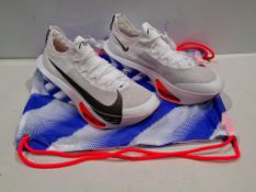 1 X BRAND NEW PAIR OF UNISEX NIKE AIR ZOOM ALPHAFLY 3 ROAD RACING SHOES IN WHITE / BLUE IN SIZE