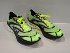 1 X BRAND NEW PAIR OF UNISEX NIKE ZOOMX VAPORFLY NEXT% 4 ROAD RACING TRAINERS IN GREEN / BLACK