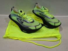 1 X BRAND NEW PAIR OF UNISEX NIKE AIR ZOOM ALPHAFLY 3 ROAD RACING SHOES IN GREEN / BLACK  IN SIZE UK