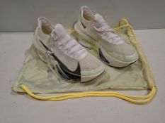 1 X BRAND NEW PAIR OF UNISEX NIKE AIR ZOOM ALPHAFLY 3 ROAD RACING SHOES IN SEQUOA / ULTRALIME