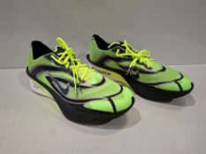 1 X BRAND NEW PAIR OF UNISEX NIKE ZOOMX VAPORFLY NEXT% 4 ROAD RACING TRAINERS IN GREEN / BLACK
